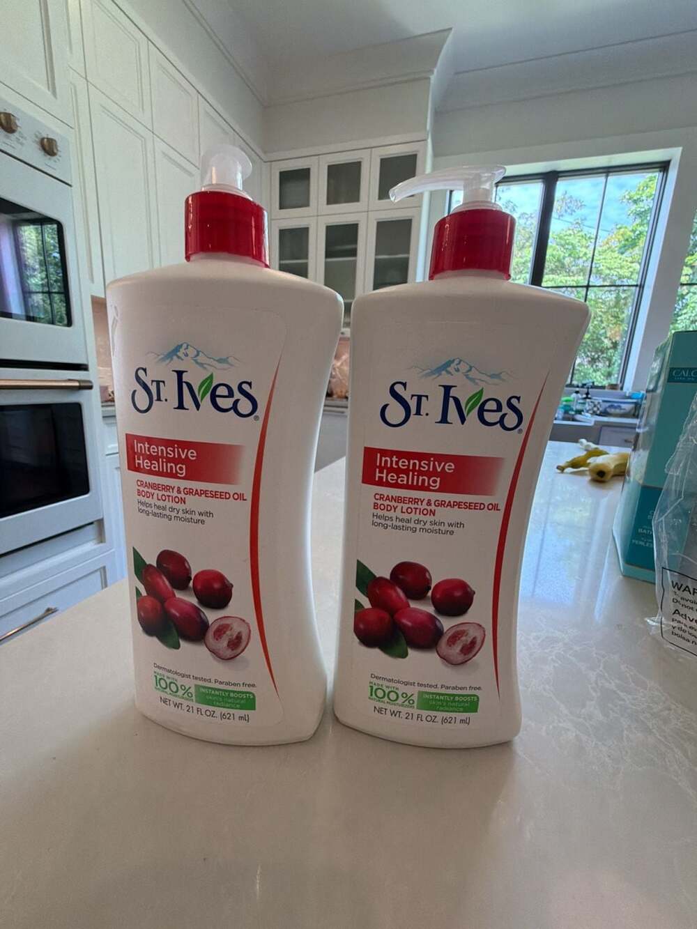2 Pack St. Ives Intensive Healing Cranberry & Grapeseed Oil Body Lotion 21 fl oz